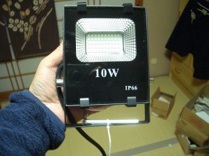 カーポート照明に必要な材料（10WのLED投光器）