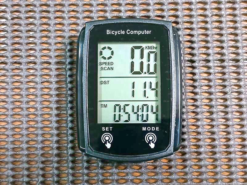 サイクルコンピューターの本体